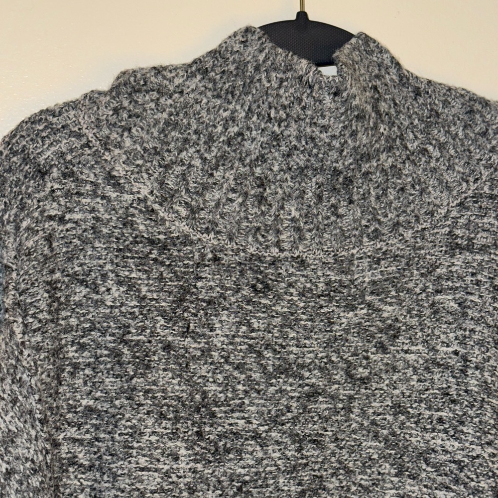 Universal Thread Charcoal Turtleneck Oversized Sw… - image 4